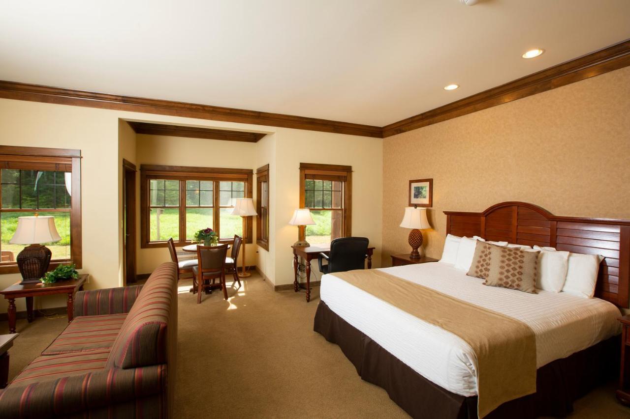 The Rockwell Lake Lodge Luther Екстер'єр фото